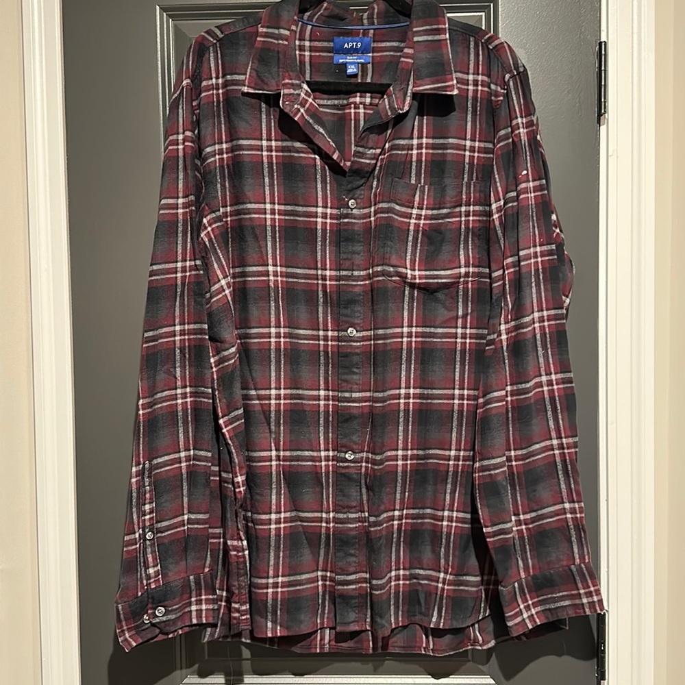 Men’s Apt. 9 flannel shirt - Picture 1 of 2